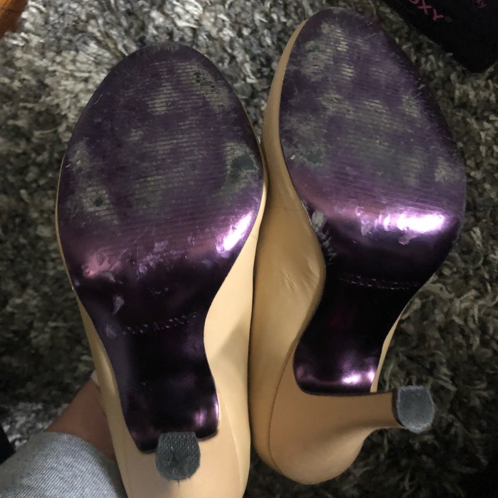 Mojo Moxy Pump View 2